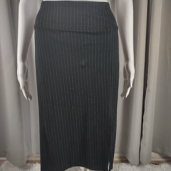 Worthington Women's Black, Gray Striped Stretchy, Side Slit Pencil Skirt Size XL - Picture 2 of 10